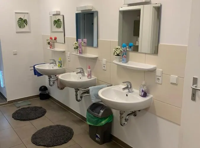 Am Ostentor Hostel *